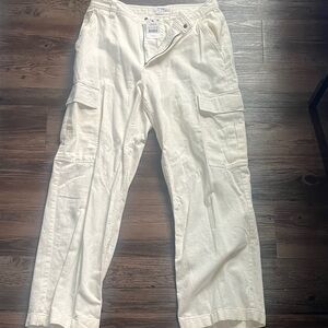 Women’s White Cargo Pants